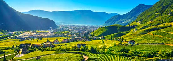 Südtiroler Landschaft, Weiden und Berge