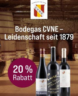 Silkes Weinkeller Weinaktion mit dem Slogan "Bodegas CVNE - Leidenschaft seit 1879". Im Hintergrund Holzfässer in einem Weinkeller. Hinweis auf "20 % Rabatt". Rechts drei Flaschen. | KI-generiert