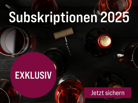Silkes Weinkeller Weinaktion mit dem Slogan "Limitierte Weine einmalig zu den besten Konditionen. Subskriptionen 2025". Im Hintergrund Weinflaschen, Rotweingläser und ein Korkenzieher auf dunklem Holz. Hinweis auf "exklusiv". Unten Button "Jetzt sichern".