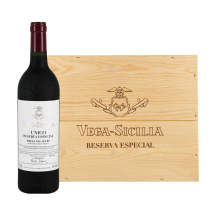 3 Fl. Vega Sicilia Unico Reserva Especial 2011-12-14 (Release 2026) + original Holzkiste | KI-generiert