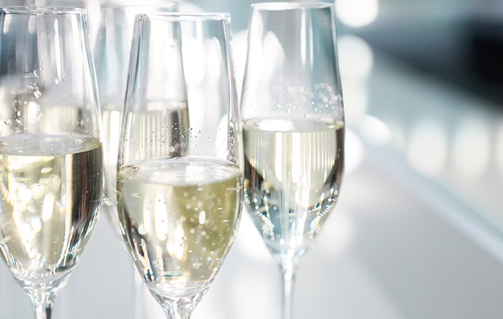 Wie wird alkoholfreier Sekt hergestellt? | Silkes Weinblatt